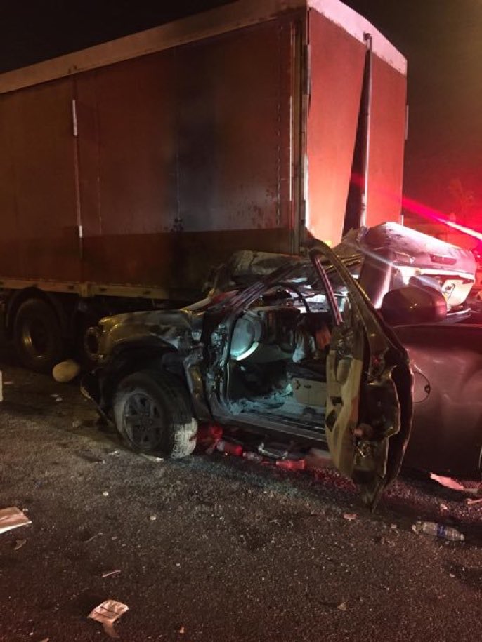 وفاة امرأة وإصابة شخص آخر في حادث تصادم ثنائي على طريق الدائري السابع