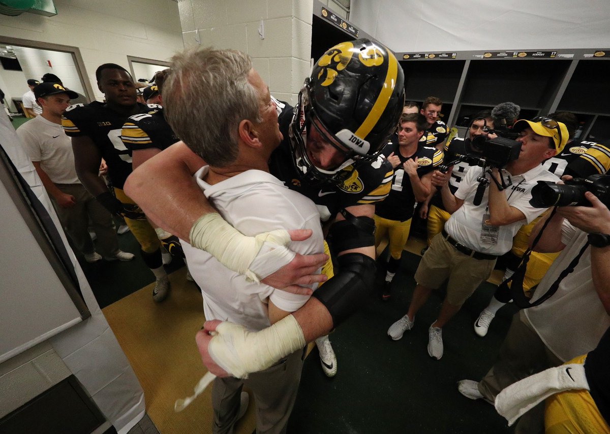 HawkeyeBRay's tweet image. The more emotional he gets the more they cheer. There is no doubt the @HawkeyeFootball players love KF and I feel privileged to have gotten to spend another season documenting this team. #Hawkeyes #FightForIowa #FootballInParadise