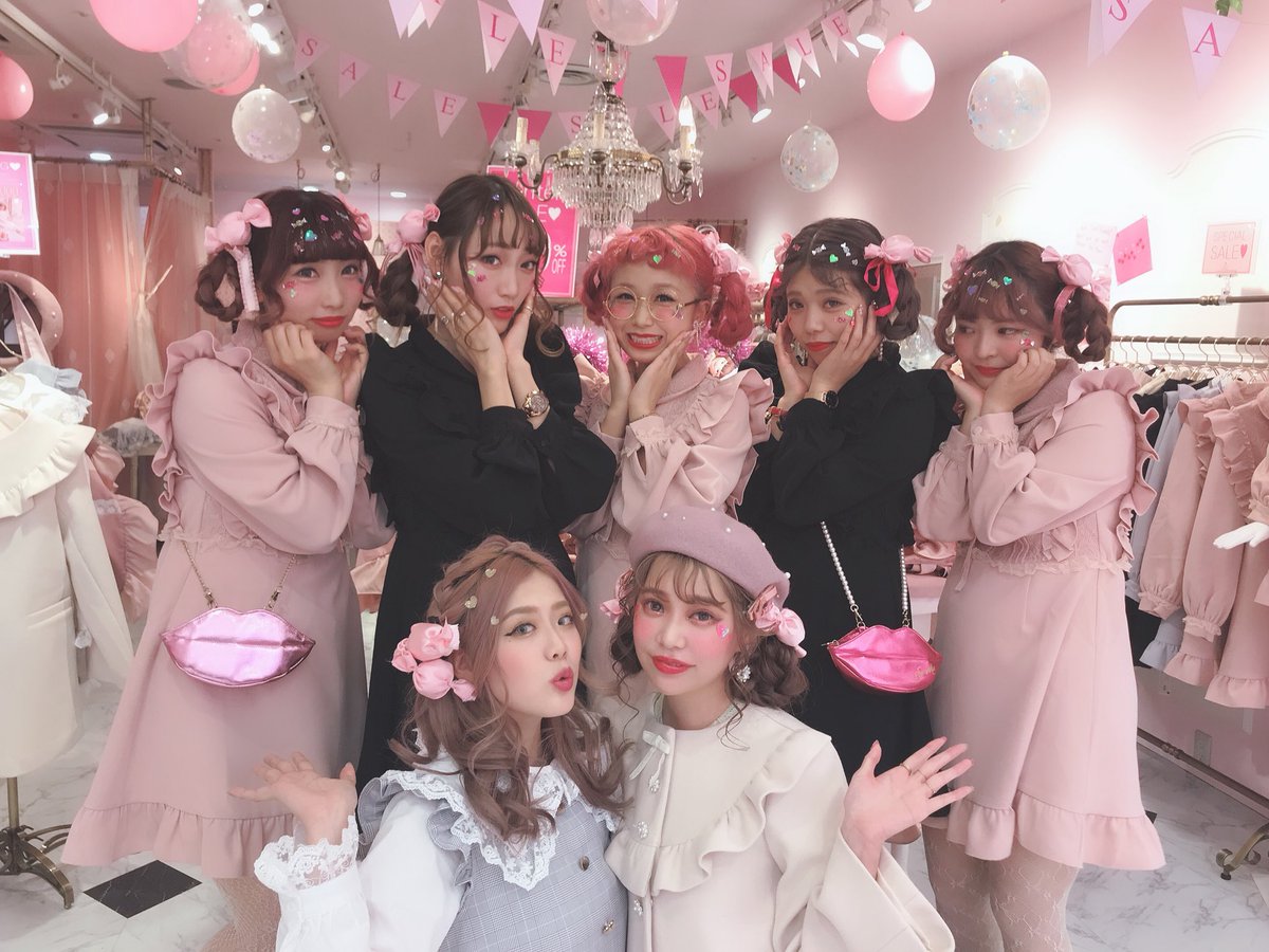 Swankiss Pa Twitter 新年あけましておめでとうございます 本日より 渋谷109店 天神コア店 初売りstartです 福袋もご用意しておりますので ぜひ遊びにいらしてくださいね Swankiss 渋谷109 初売り 福袋 Shibuya T Co Adzusfcjmd Swankiss Pa Twitter 新年あけましておめでとうございます 本日より 渋谷109店 天神コア店 初売りstartです 福袋もご用意しておりますので ぜひ遊びにいらしてくださいね Swankiss 渋谷109 初売り 福袋 Shibuya T Co Adzusfcjmd