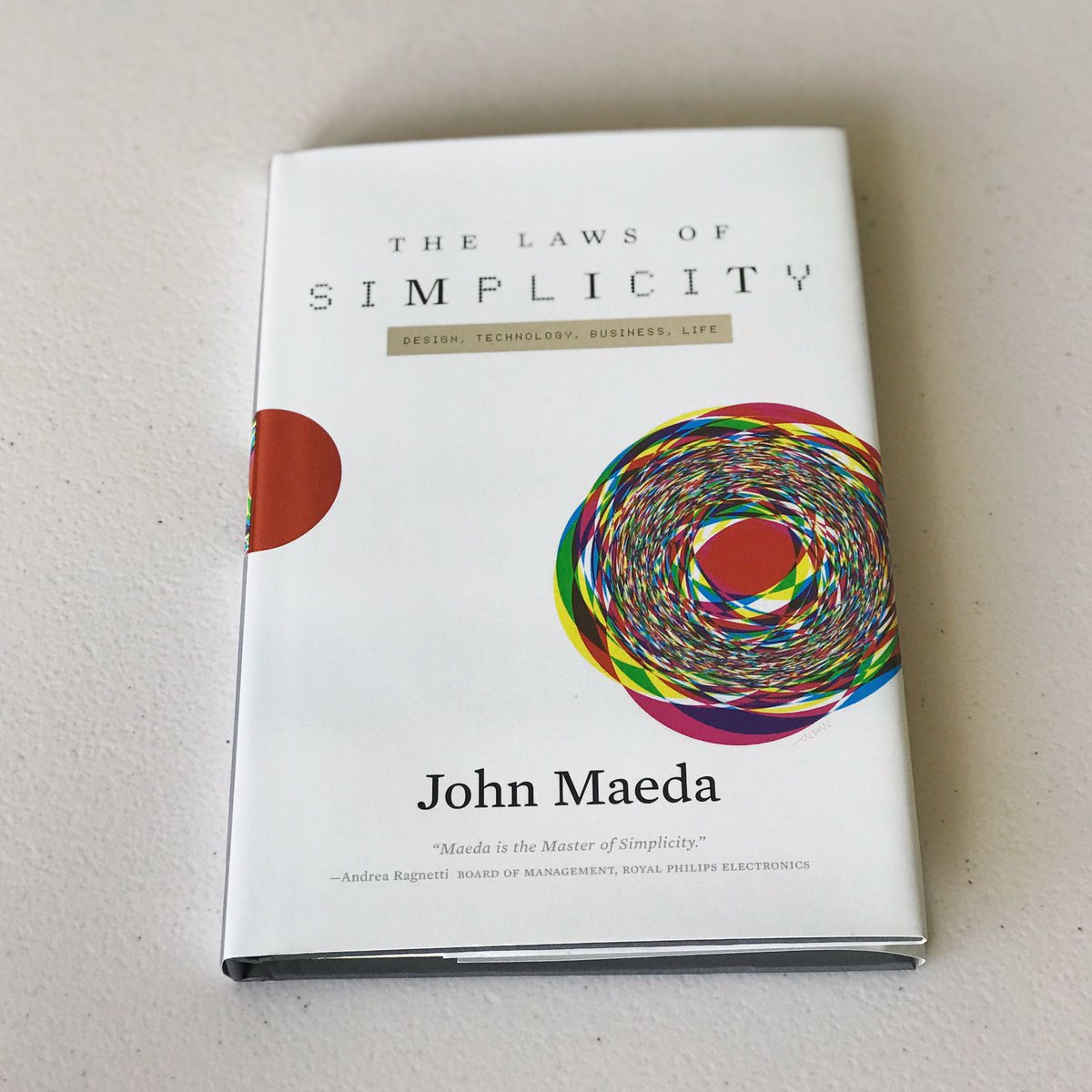 yolandafan's tweet photo. Starting 2019 with a @mitpress book by fellow @MIT_alumni @johnmaeda! Quick read from 2006 that still rings true today.
#lawsofsimplicity #design #technology #business #life https://t.co/4dKGOQkYaR