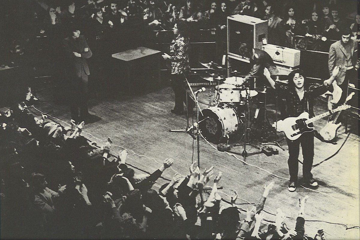 Rory Gallagher tweet media