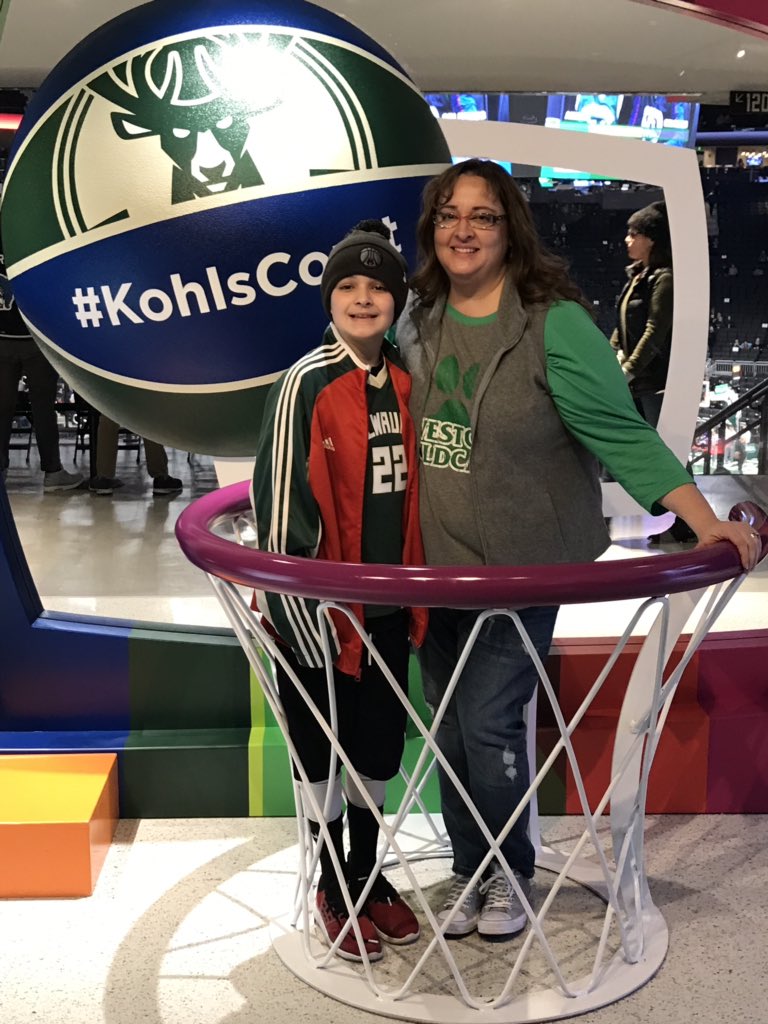 korrintraska's tweet photo. #kohlscourt https://t.co/EZVU4rExqL