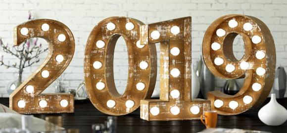 “Strive not to be a success, but to be of value." ~Albert Einstein~ Start 2019 Off Right with These 17 Super Motivating and Inspirational Quotes  bit.ly/2VhMMk9