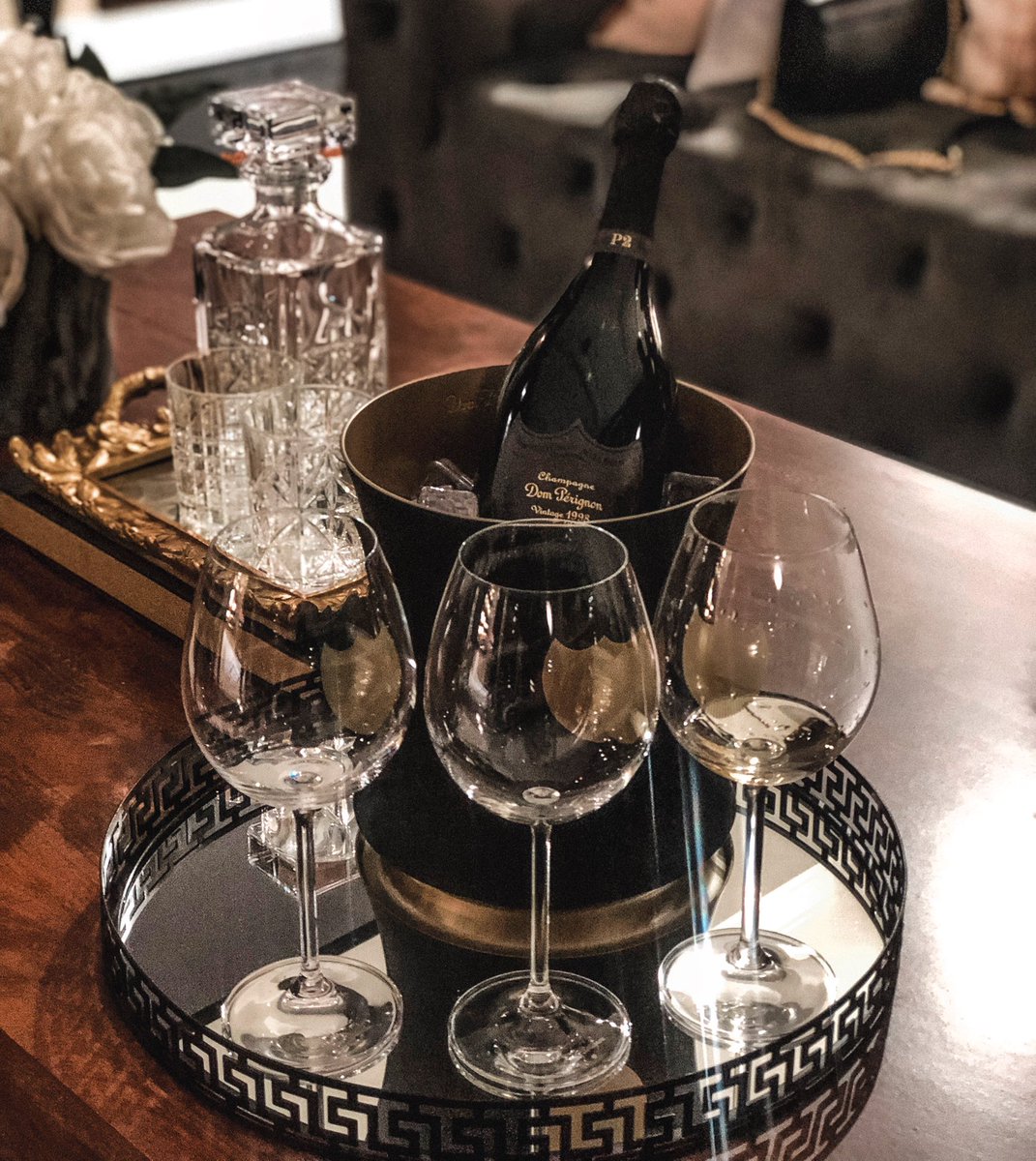 TryMusGroup's tweet photo. Hello 2019 🥂 https://t.co/FWX5gJ6Zzb