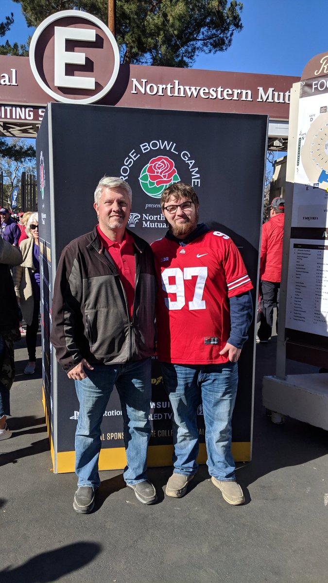 muckrake's tweet image. #rosebowl