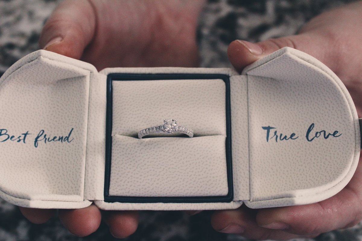 anne_gracie's tweet photo. I can’t say I love you enough, but I’ll try too for the rest of my life ❤️ 
Here’s to the best year 💍 https://t.co/K7lLlKNFLn