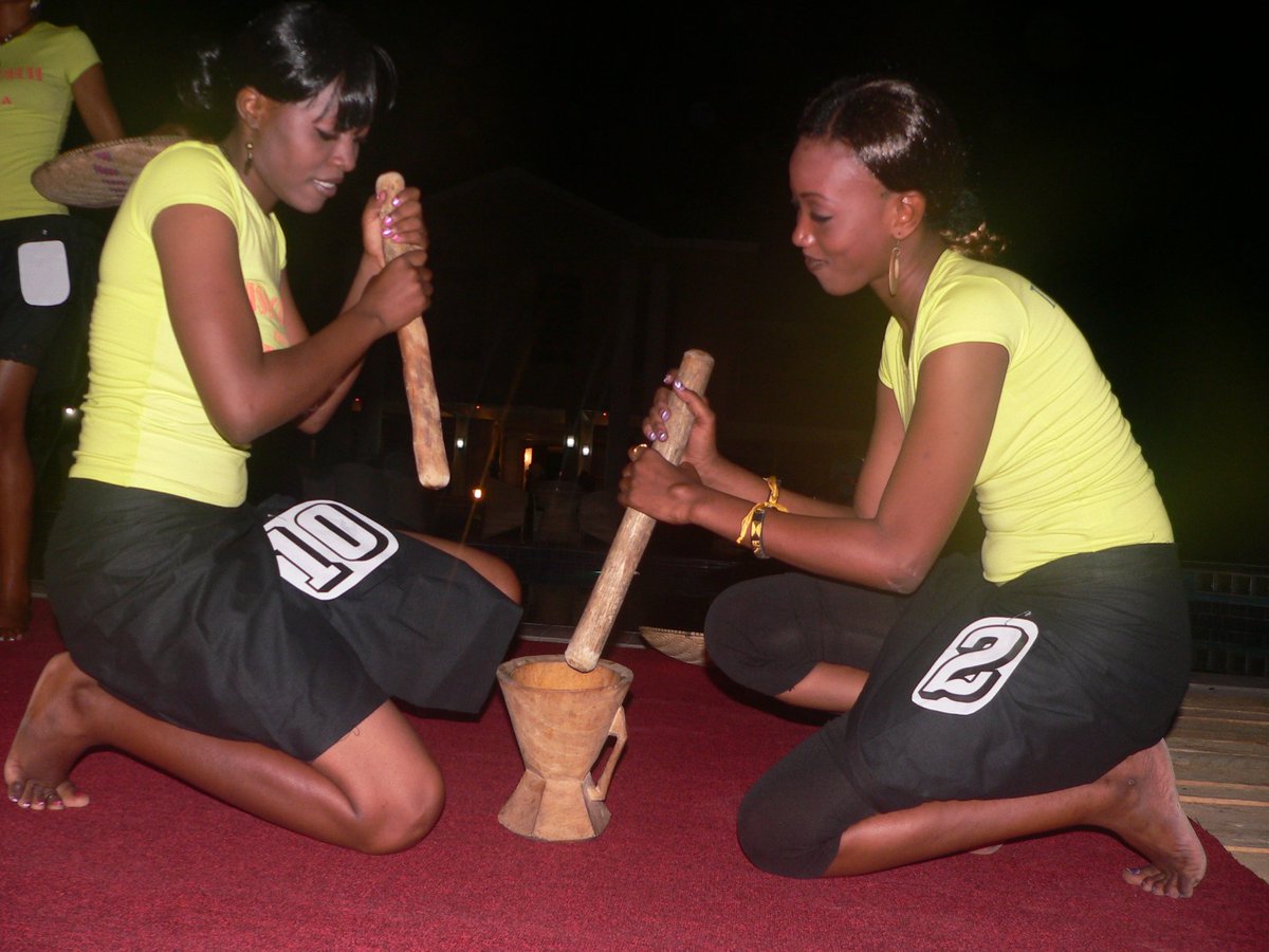 MissTanzani's tweet photo. Promoting Culture https://t.co/cEskU5u404