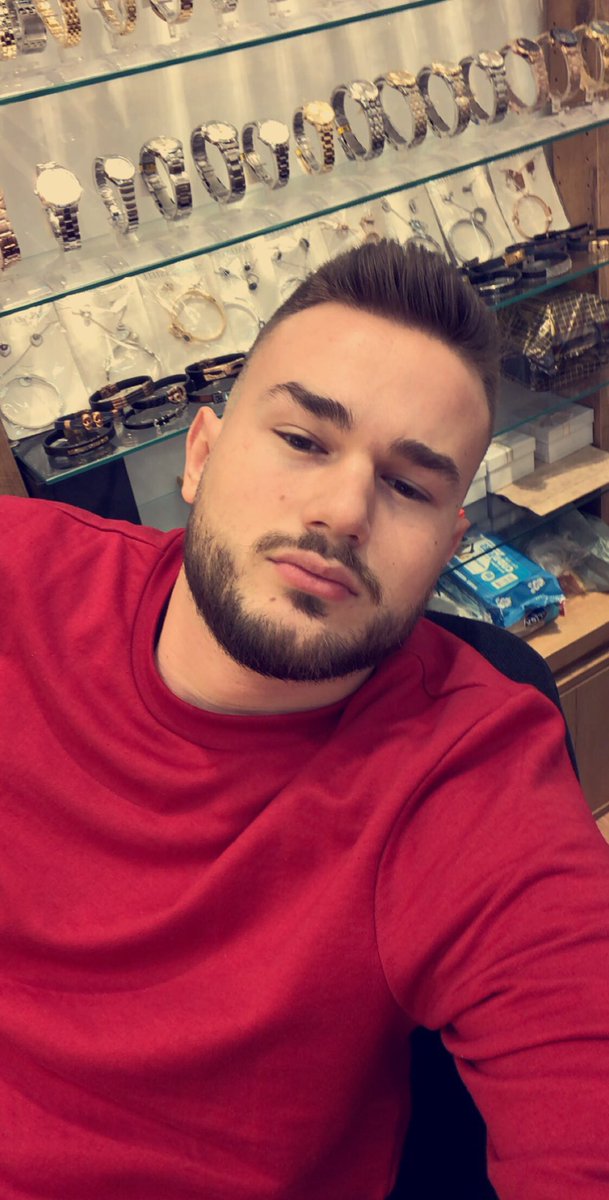 Veq qe mkan ardh ngjyrat tash 😜