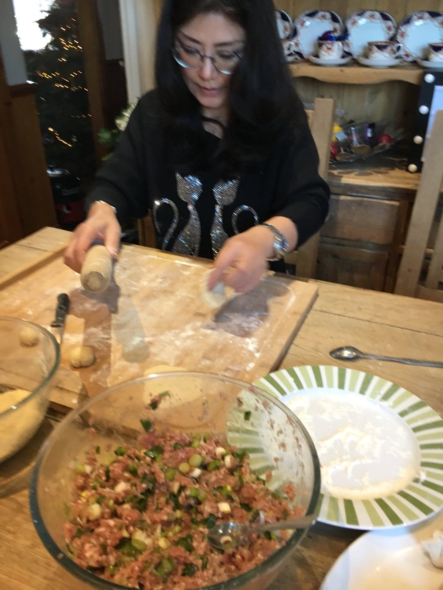 Amanda Ludlow tweet media