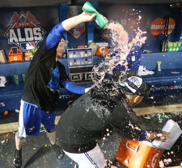 biggles14's tweet photo. Happy New Years Day. #2019 #JoshDonaldson #Braves #Atlanta #Chopon #KOFJ #BringerOfRain20 https://t.co/9mlIsFZKuu