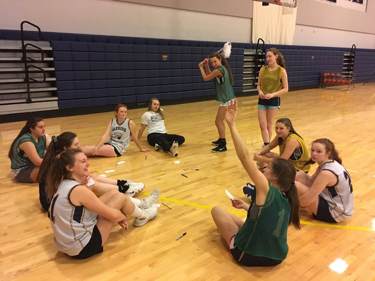 SanbornGirlsBB's tweet photo. Great first practice of 2019! We started off the year right and work on making an impact with each of the 38 practice and game days we have left. #slipperystone #LeadEmUp https://t.co/ZpfS0YT4w6