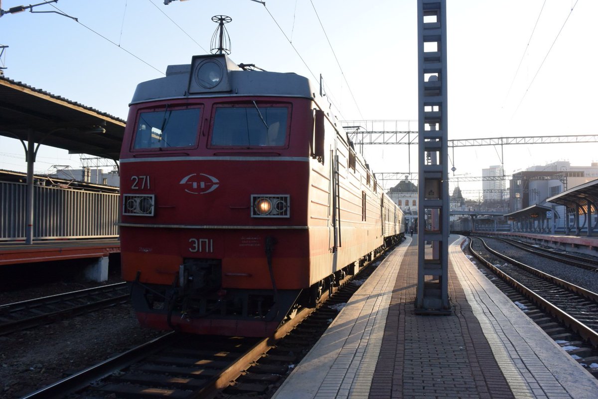 ハレかわ Twitter પર 351e ソヴィエツカヤガバニ行き 2泊3日寝台列車の旅に行ってきます ロシア3回目にして初めてシベリア鉄道の 寝台列車に乗ります
