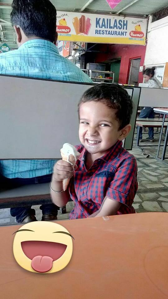 rajmanglam's tweet photo. Good One ! Papa ke Piche mastiiii, #Risab https://t.co/ZqDJPxeVvr