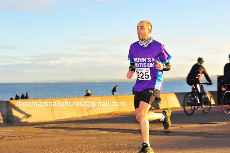 runninggus's tweet photo. .@LondonMarathon training well underway. Great start to 2019 with #portobello #promathon @CrohnsColitisUK https://t.co/S4CbOdJXwM