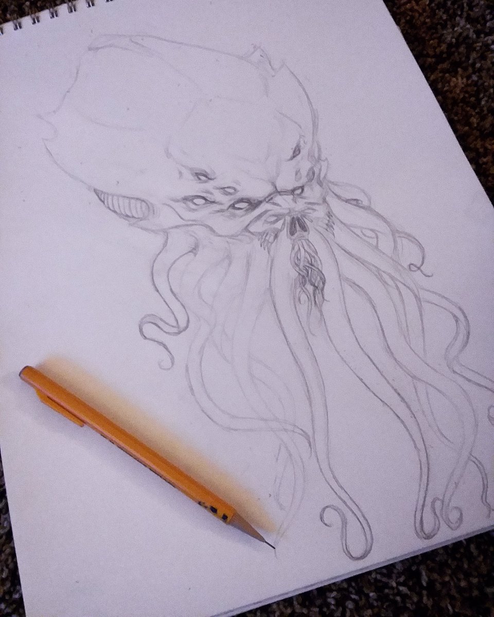 CpayneArt's tweet photo. Started drawing this Cthulhu piece. #workinprogress #horror #Lovecraft #darkartists #cthulhu https://t.co/EUMl3SePxr