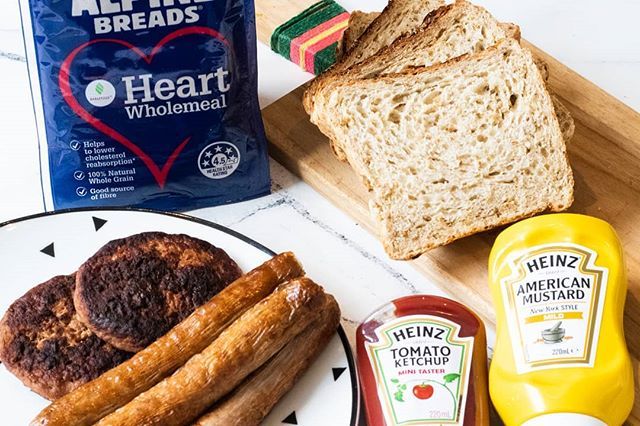 AlpineBreads's tweet image. An Aussie BBQ isn't complete without some quality Aussie bread 😎

#AussieBBQ #Snag #BunningsSnag #Mealprep #AlpineBreads #wholegrain #AncientGrains #Sourdough