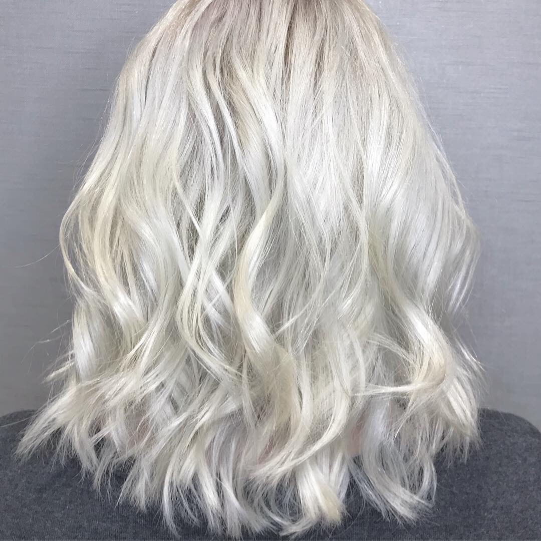 HairMagicMegh's tweet photo. #hairstylist #redkenshadeseq #redken #ultabeauty #thesalonatulta #loveyourhair #licensedtocreate https://t.co/v3LPFOVr5m