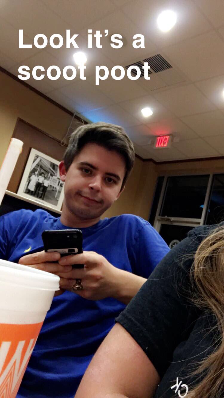 AYYE IS MA BES FREN S BIRTHDAY!! Happy bday BIG BOI  love you!! 