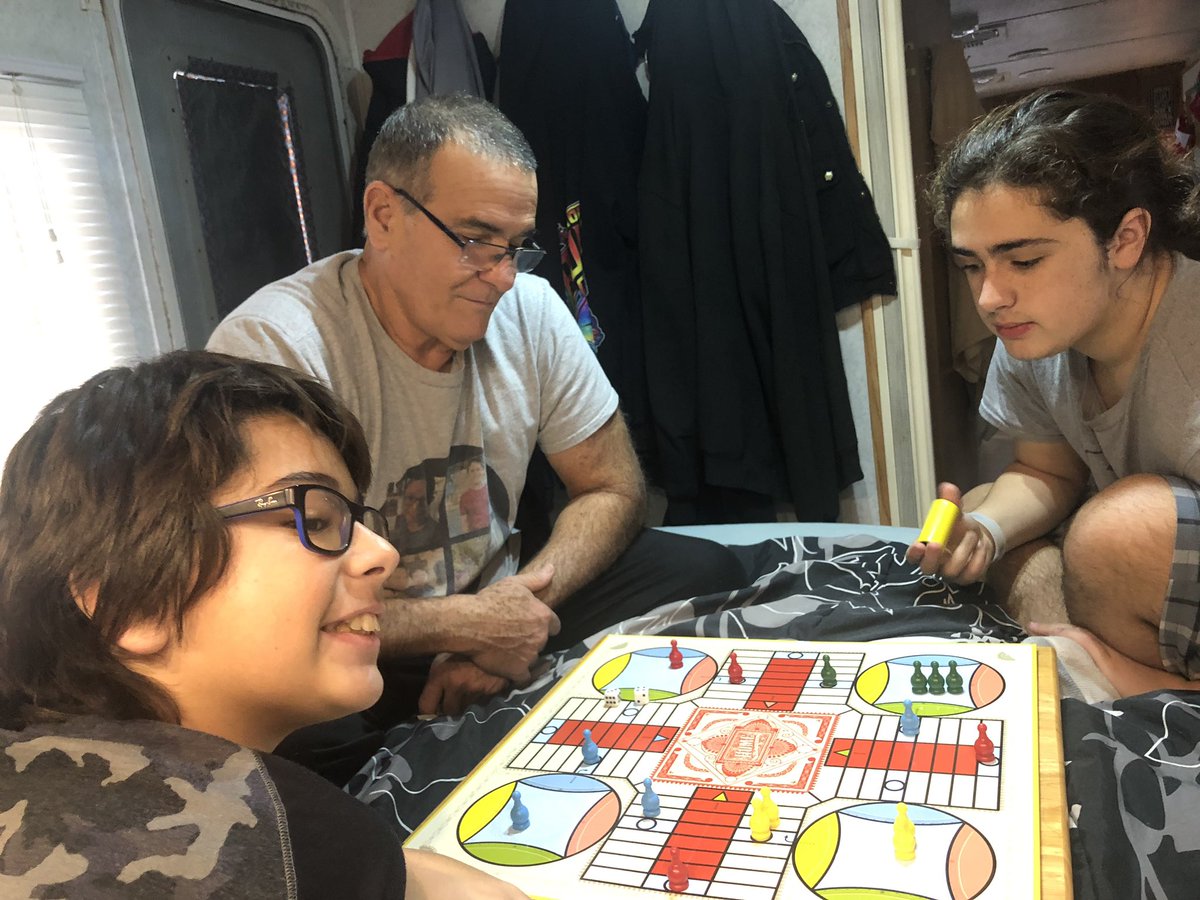 lissete_junco's tweet photo. Love board games, especially when hubby plays โค๏ธ #happymama #boardgames #games #monopolycheatersedition #parcheesi #gameday #gamenight #fun #funday #family #makingmemories #thefamilythatplaystogetherstaystogether https://t.co/sdvsOxQcZA