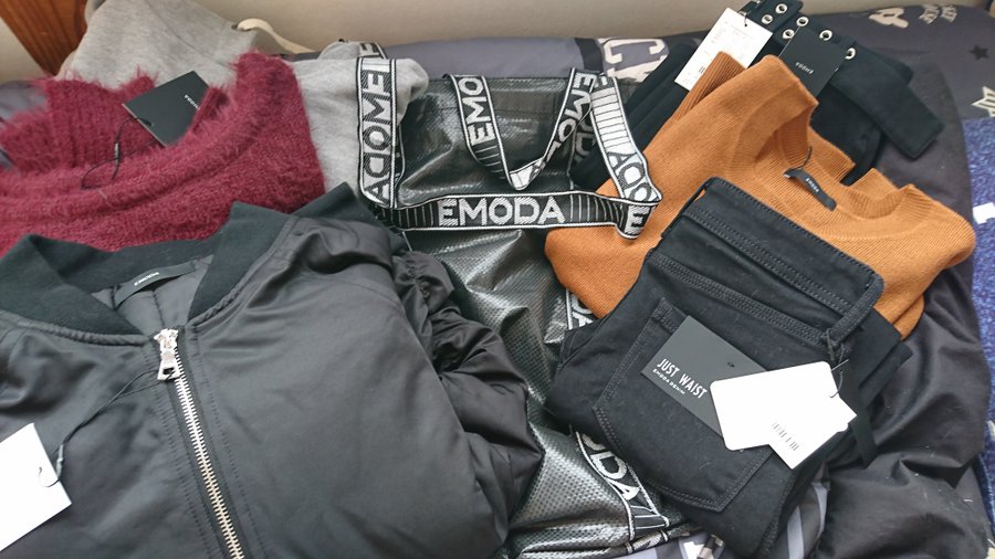 22年ワンウェイ Oneway の福袋の中身をネタバレ予想 予約時期や購入方法 倍率も ナカミル 福袋の中身ネタバレ情報発信局