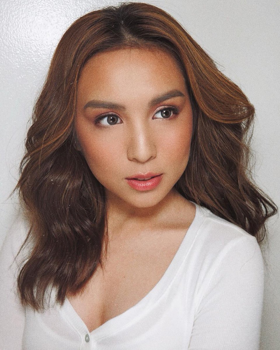 GMADrama's tweet photo. On a scale of 1 to Kyline Alcantara, gano ka ka-fresh this 2019? #InagawNaBituin @2002kyline https://t.co/U7barInTtf