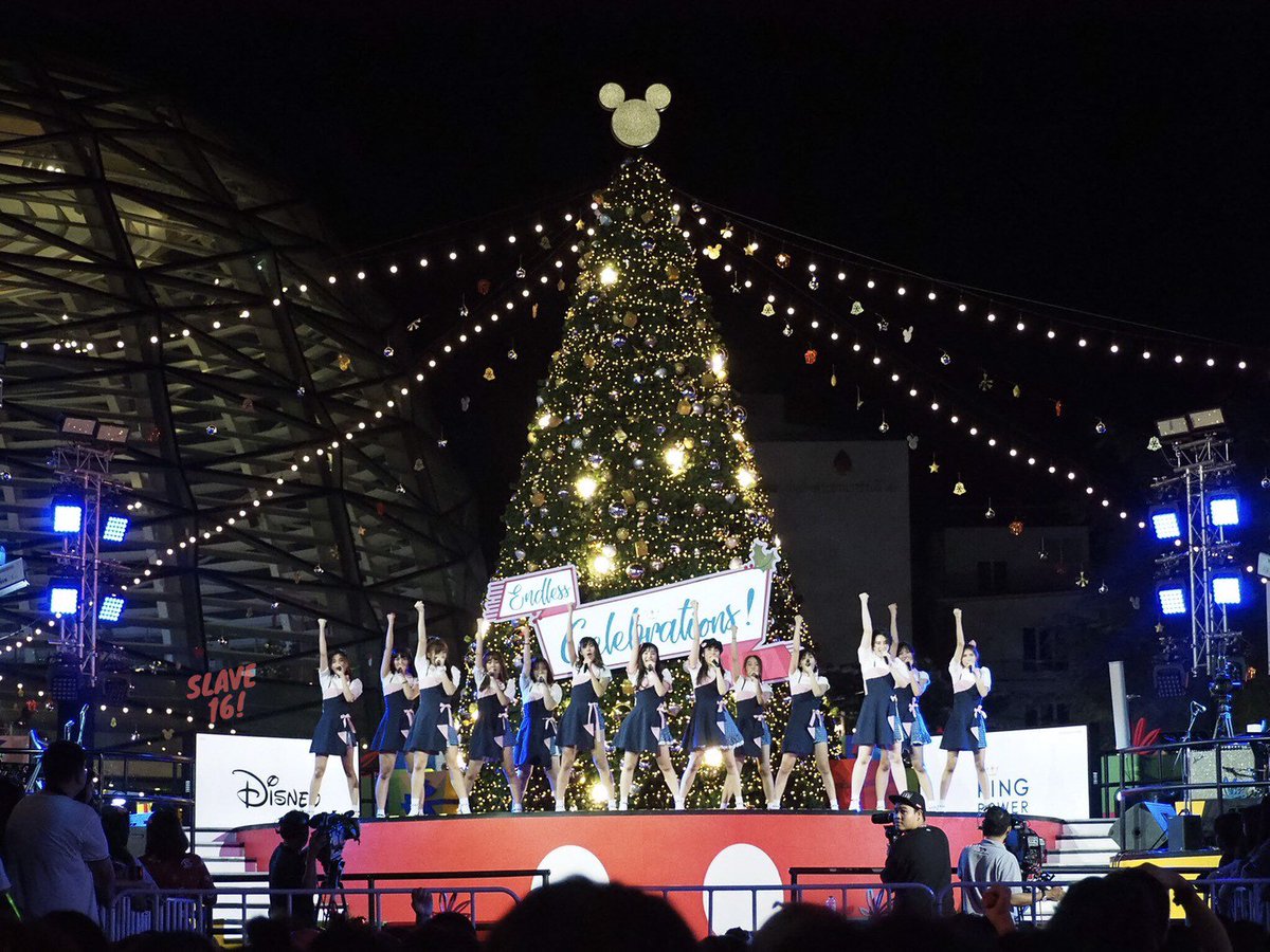 itslavebaby's tweet image. กำลังดูๆรูปถ่ายในช่วงปีใหม่ของเหล่านายหญิง ไว้จะเอามาลงให้ทุกท่านได้ยลกันนะเจ้าคะ แต่ว่าใช้กล้องโบราณ เพราะพวกเรายังอยู่ในสมัยรัชกาลที่ ๔ (ยังไม่เลิกทาส) เลยได้ภาพที่สวยสู้ยุคดิจิตัล 4.0 ไม่ได้ ต้องกราบขออภัย

-------------------------------------
#Sweat16 #SlaveSweat16 #GoSweat