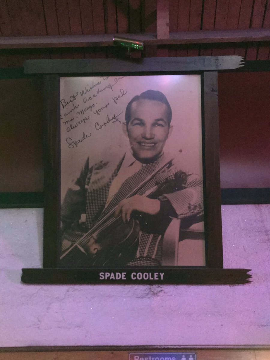 RickShawTweets's tweet photo. @TylerMahanCoe you’ve made Cain’s Ballroom a much more creepier place.   @CRParsonsComedy @kptroubadour https://t.co/oNTd6Ed0fR