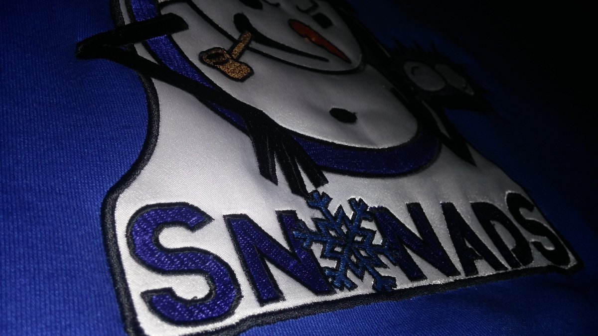 AuspexW's tweet photo. The Making of Ice hockey Hoodie
panel work design with sew on stripes.
Embroidered logos
Tackle Twill Names and Numbers 
contact to to get your's made

#icehockey, #hockeyhoodie, #snonads, #vintagehoodie, #sportswear, #gamejersey, #hockeyjersey, #clubuniform  #teamwear https://t.co/m9JzwsXx9V