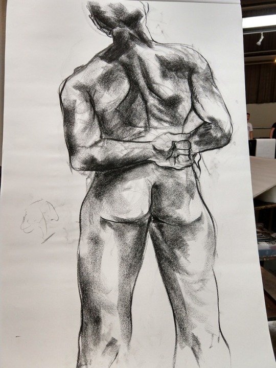 BWolfSpirit's tweet photo. 5, 10, and 15 min sketches from figure drawing class.
#nudity #Figuredrawing #malemodle #studies #charcoal #newsprint https://t.co/tEbdUl5Hrl