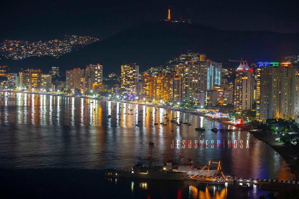 hbdaoficial's tweet photo. Muy buenas y grandes noches !!!
#Acapulco !!! 
Foto Jesús Espinosa Photography https://t.co/4INXpSgRb0