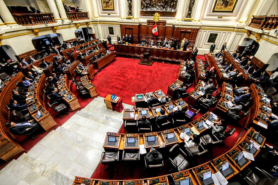 Agencia_Andina's tweet photo. Bancada PPK pide al Congreso declararse en sesión permanente https://t.co/mRnYLTMJWn https://t.co/KhT36nCjnj