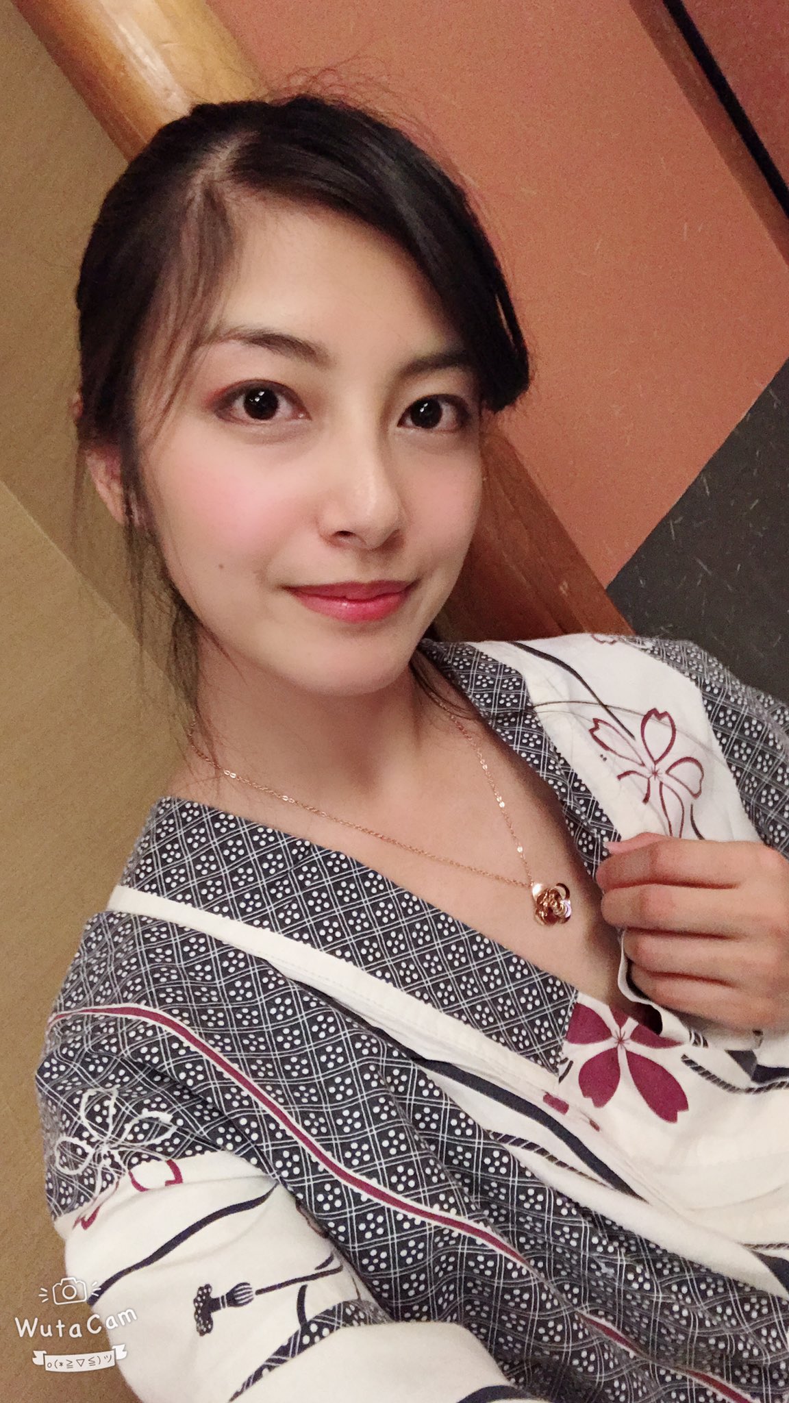 ♡平清香(Kiyoka.Taira)♡ on X: 【撮影会予約】※RT希望 112(土) 名古屋アミューズ様♡ ↓  t.coA5qiV0cZHH 16(日) 夜20時〜予約開始です💖 新年初名古屋さんなので楽しみです🎀  皆様よろしくお願いします💖 t.copakDy1F9uX  X