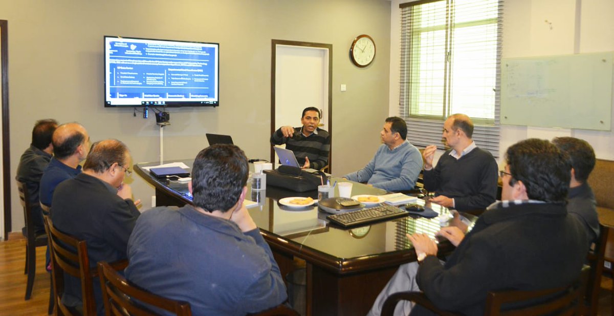 PTIKohatOficial's tweet image. وزیراعلیٰ کے معاون خصوصی برائے انفارمیشن ٹیکنالوجی کامران خان بنگش کا ”سیف سٹی پراجیکٹ“ اور ”ای میل پالیسی“ کے حوالے سے اجلاس میں شرکت. 
#TechDrivenKP
#KPKUpdates 
@kamrankbangash