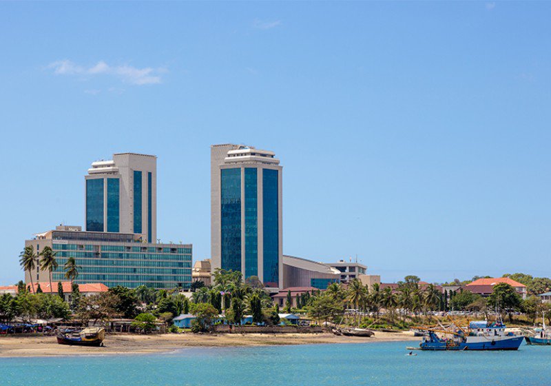 ElimikaWikiendi's tweet image. Je, Wajua? 

Kabla ya Dar es salaam kuwa jiji maarufu, mwanzo wake ni mji uliojulikana kwa jina la MZIZIMA. 

Neno 'Dar es salaam' lilitokana na Lugha ya Kiarabu دار السلام (Dār as-Salām) likimaanisha "Mbingu ya amani". Sultani Sayyid Majid ndie alieasisi jina hili miaka ya 1860.