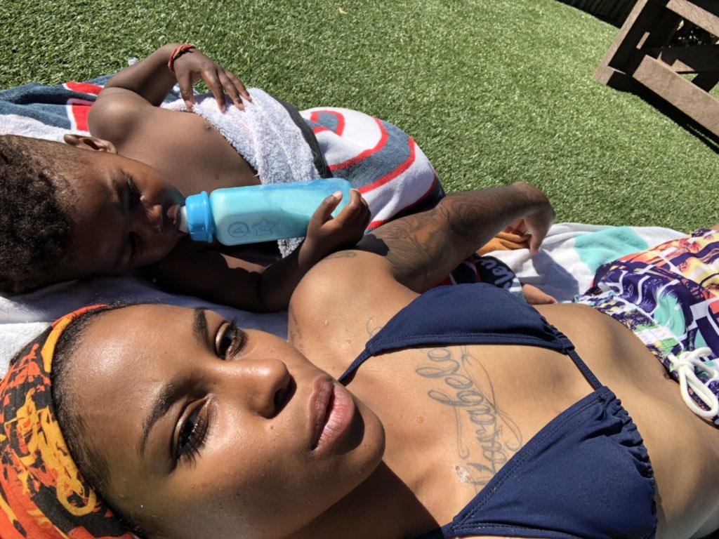 sam_lehoko's tweet photo. Some folk have travel buddies, others have running buddies. I have a tanning buddy... 😏 https://t.co/3wxTfSVpZO