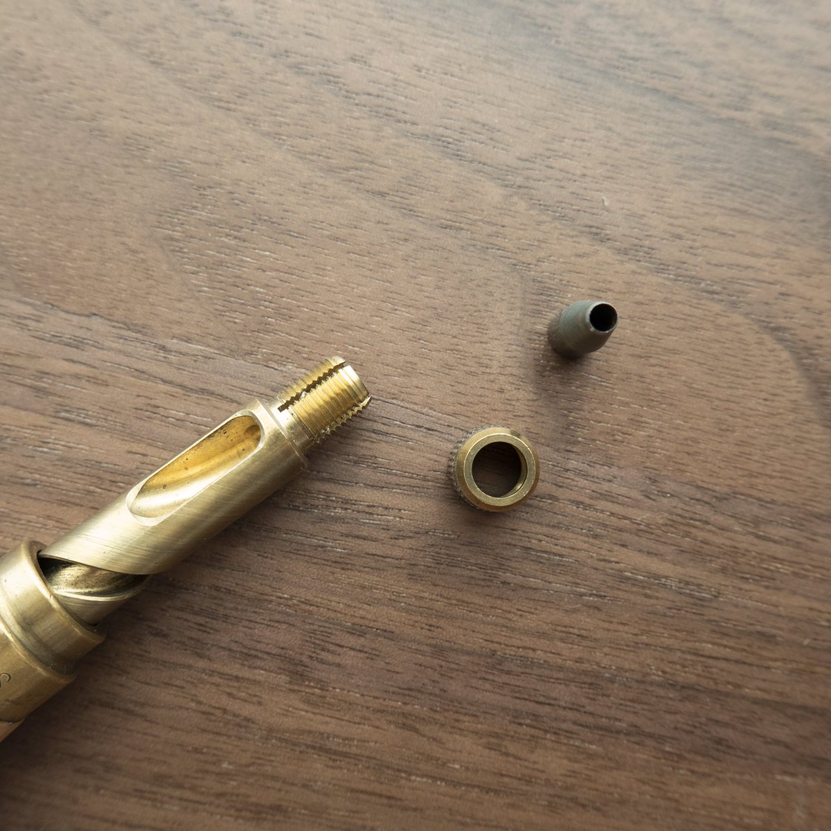 BindSomething's tweet image. ‘Screw Punch’라는 이름으로 특허를 낸 ‘Nonaka Mfg’사의 오리지널 제품입니다.
-
Made in Japan 
with 3.0mm bit
-
#newitem #bindsomething