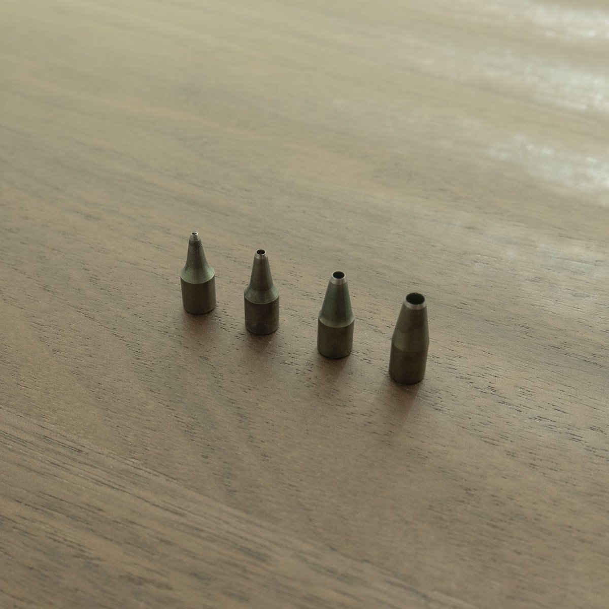 BindSomething's tweet image. ‘Screw Punch’라는 이름으로 특허를 낸 ‘Nonaka Mfg’사의 오리지널 제품입니다.
-
Made in Japan 
with 3.0mm bit
-
#newitem #bindsomething