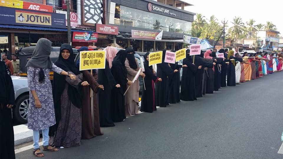 zainabsikander's tweet image. To the lamebrains weaving conspiracy theories or making fun of Muslim women standing in the #VanithaMathil #WomenWall in Kerala to protect the Renaissance traditions of the state,plz know that MUSLIM women stand tall,alongside men in another place too-The Holy Ka&apos;bah.
Get a life.