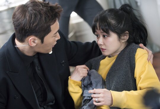 Dv5V9SSWwAAZslX.jpg:large