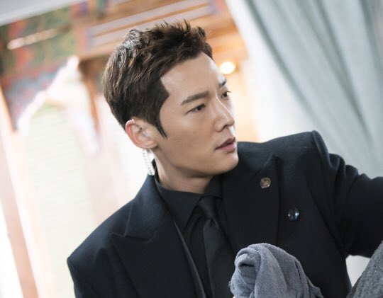 Dv5V9SUWoAASS3u.jpg:large