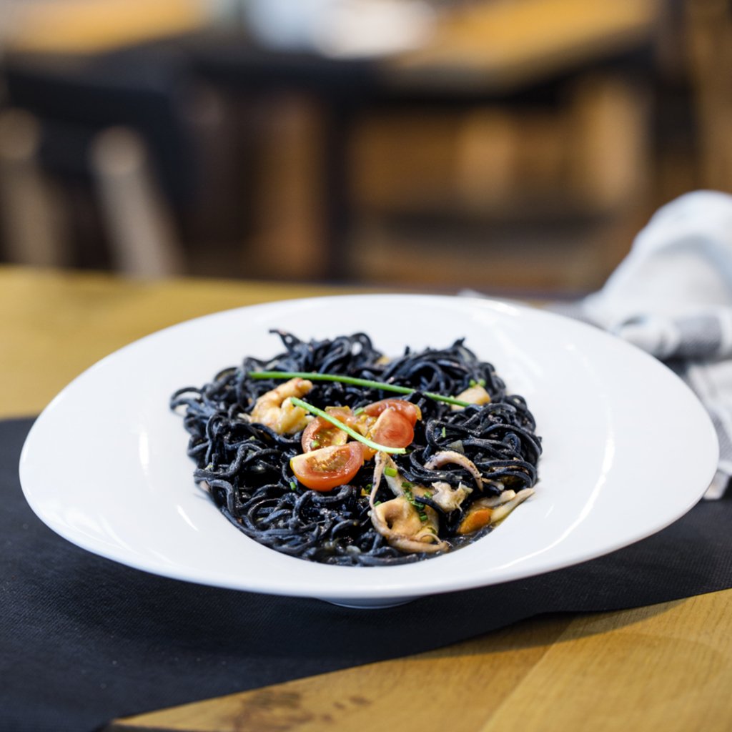 PastaCity's tweet photo. Empieza el año con buen pie y con un rico plato de pasta 😋
#pastacity #Italianfood #ComidaItaliana #RecetasItalianas #pastalover https://t.co/Mw5B7JnmAh
