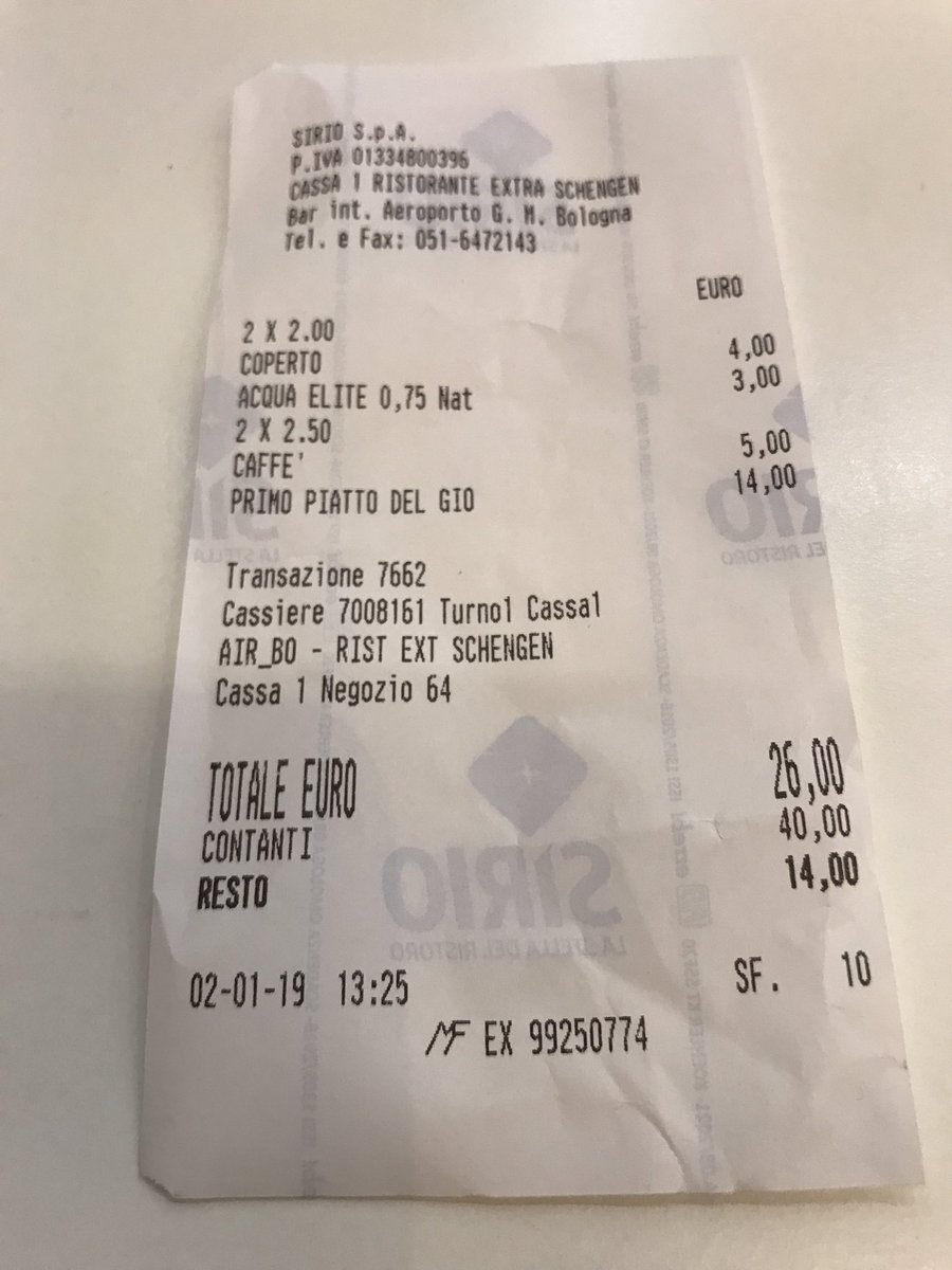 lucialandi2's tweet photo. Complimenti al RistoranteLa ghiotta presso aereoporto di Bologna @BLQairport che fa pagare 14€ un piatto di pasta in bianco per bambini! https://t.co/4GWJcHqSm8