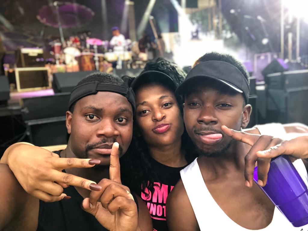solomon_mweta's tweet photo. Life is about making memories youll always laugh and smile about.....
#vicfallscarnival
#zambezicarnival
#zimmodel https://t.co/H5jxwoZGuF