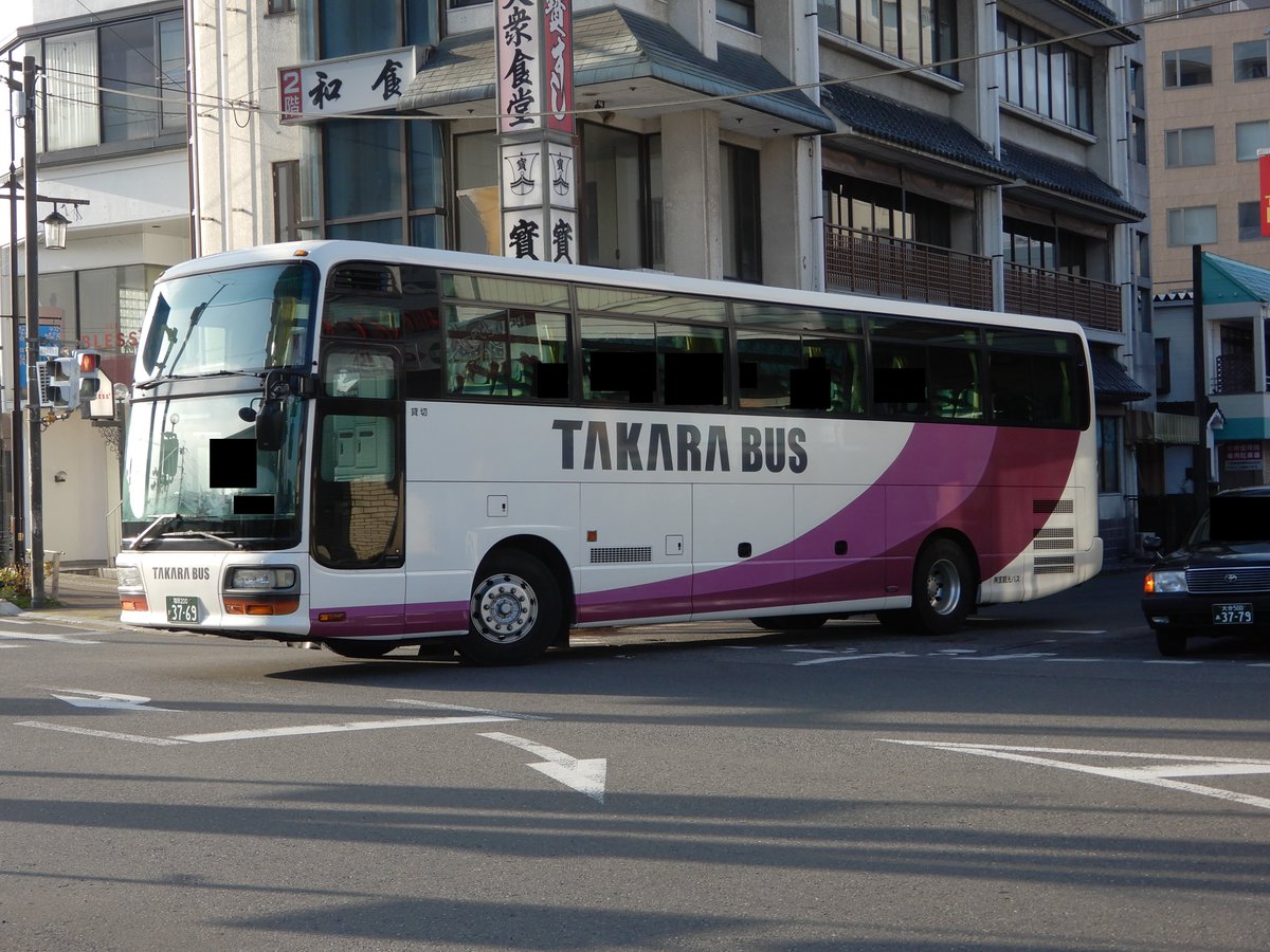 Twitter पर うみみち 日田で見かけた 宝観光バスのガーラshd 登録ナンバーからして中古車だと言うことは明らかですが どこの中古 でしょうか 行灯が埋められているので事業者は限られてくると思いますが はとバスとかでしょうか
