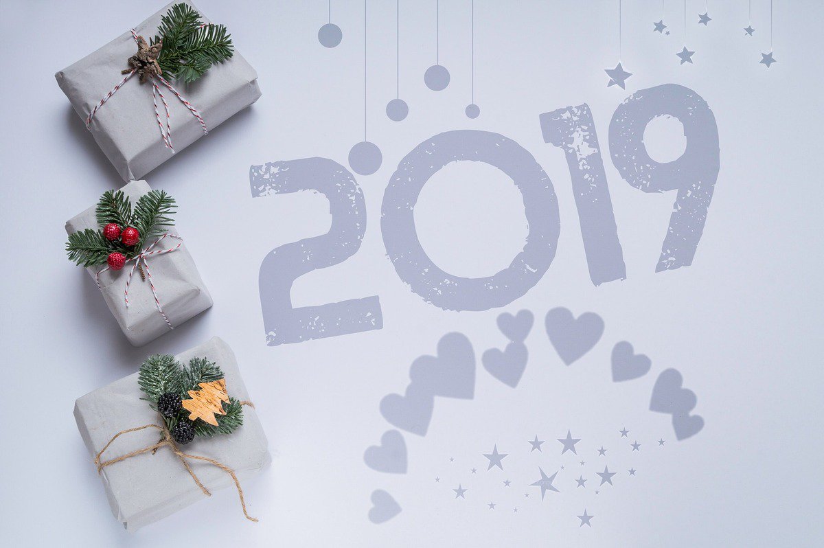 Стильные открытки на новый год 2019, прикол работа кладбище
