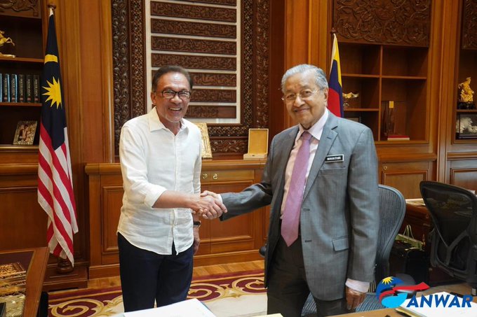 View image on Twitter