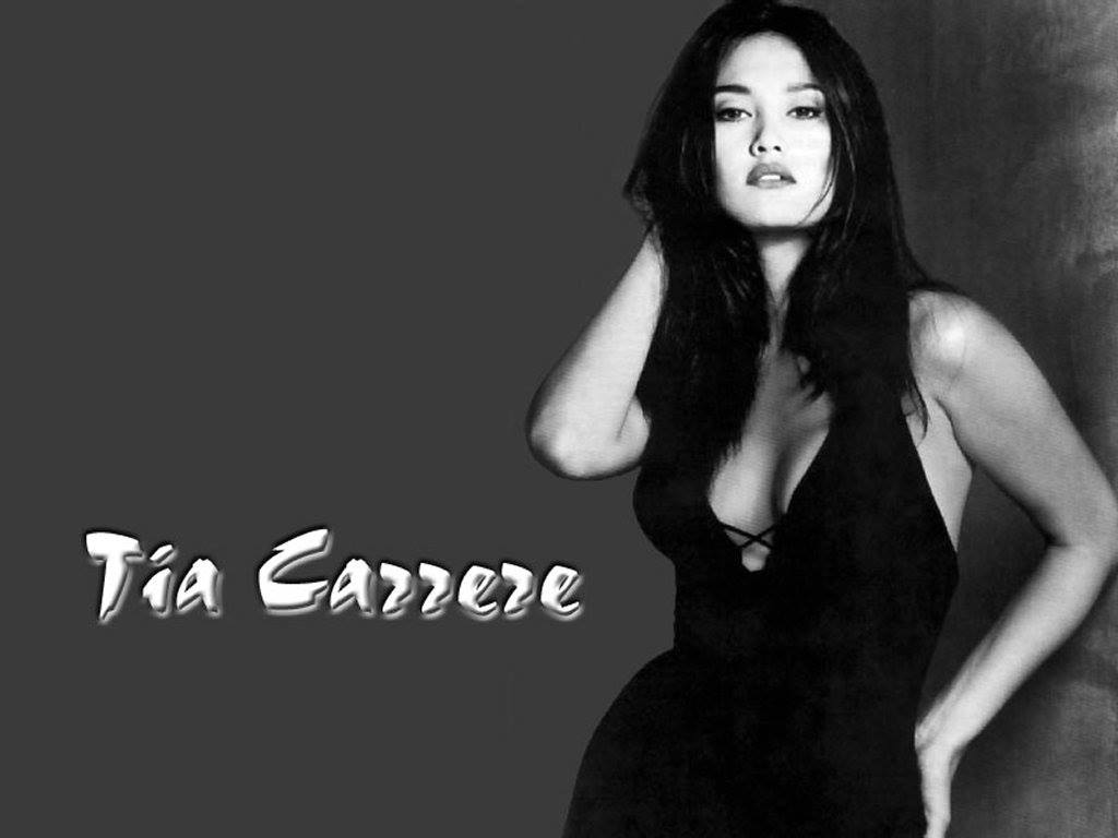 HAPPY BIRTHDAY TIA CARRERE - 02. January 1967.  Honolulu, Hawaii, USA 