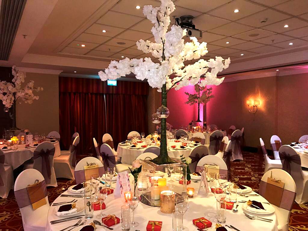 PayalEventsUK's tweet photo. It was a lovely way to end the year with two fantastic events at @HallmarkManc  and @WorsleyPark. Let 2019 begin. 

#Hallmarkhotel #Worsleymarriott #Worsleypark #Firstdayback #Newyear #Welcome2019 #Asianweddings #Asianevents #Asianfood https://t.co/5IhI0bGR0l