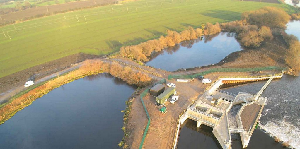 triodosuk's tweet image. We’re supporting an innovative #hydroelectric scheme that’s repurposed a major #Yorkshire weir to deliver green power to a local flour mill. @Eelpower_BarnEn triodos.co.uk/articles/2018/…
