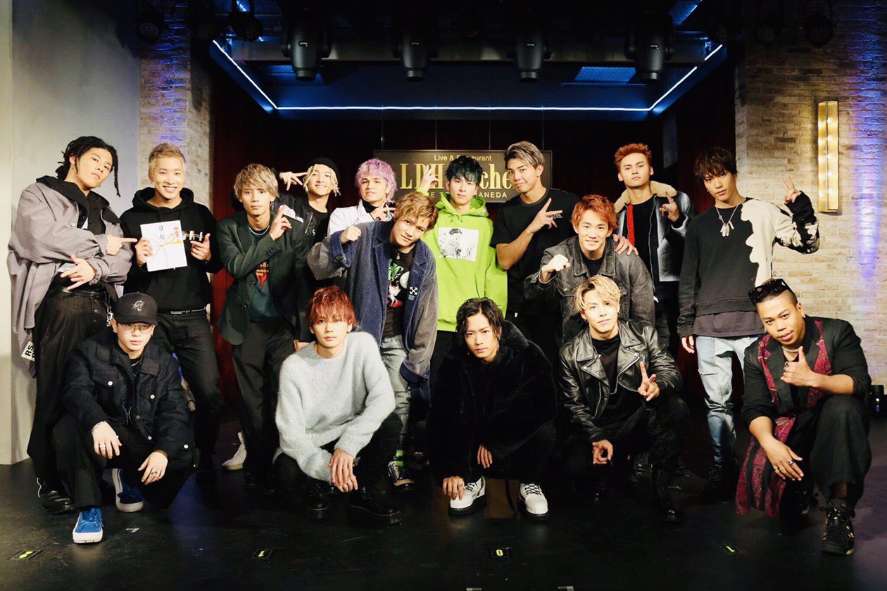 青山陸 フリスビー THE RAMPAGE RIKU 陸 フリスビー サイン 16 Amazon.co.jp: THE